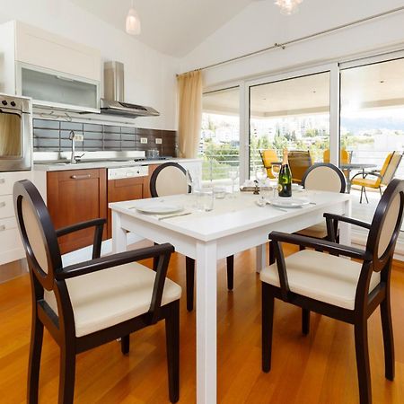 Apartment Oliva Allegra Split Bagian luar foto